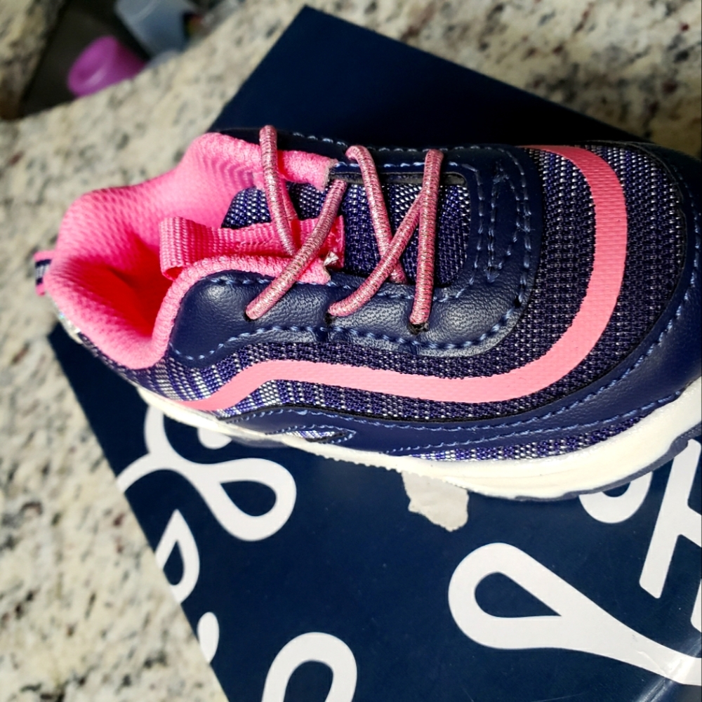 Toddler Girls Sneaker size 5